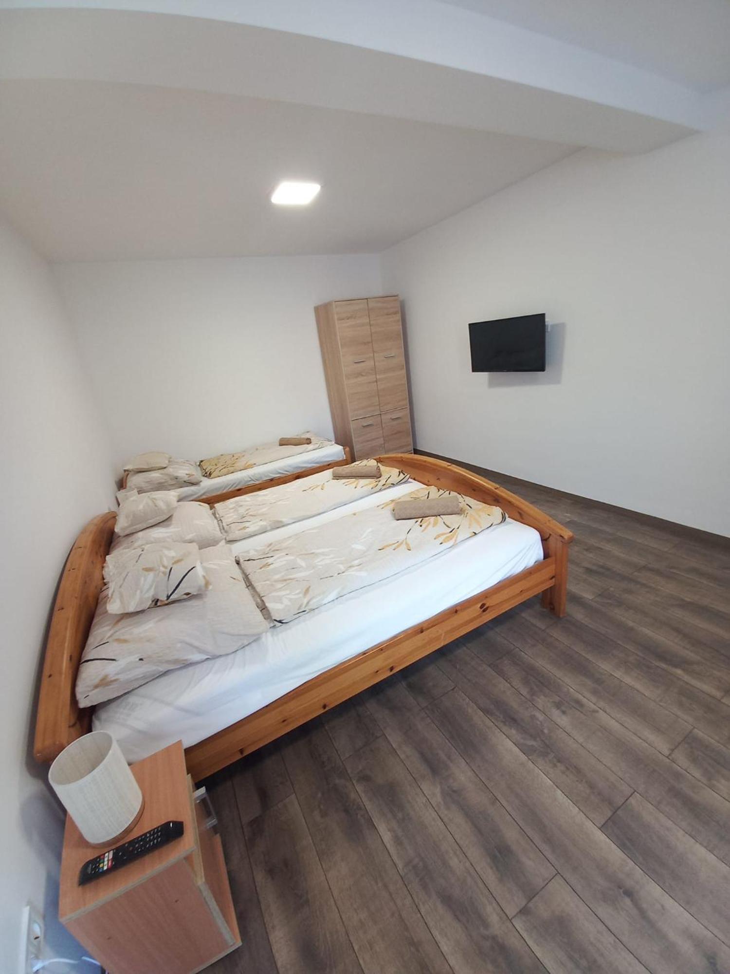 Oazis Apartman Sárospatak Eksteriør bilde