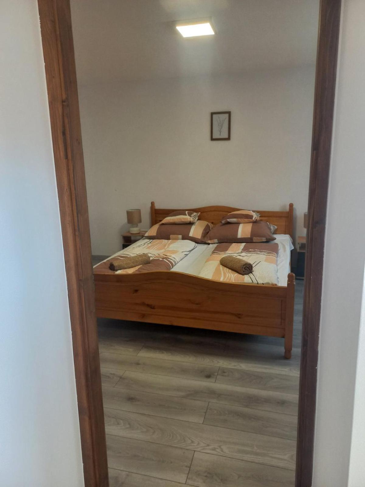 Oazis Apartman Sárospatak Eksteriør bilde