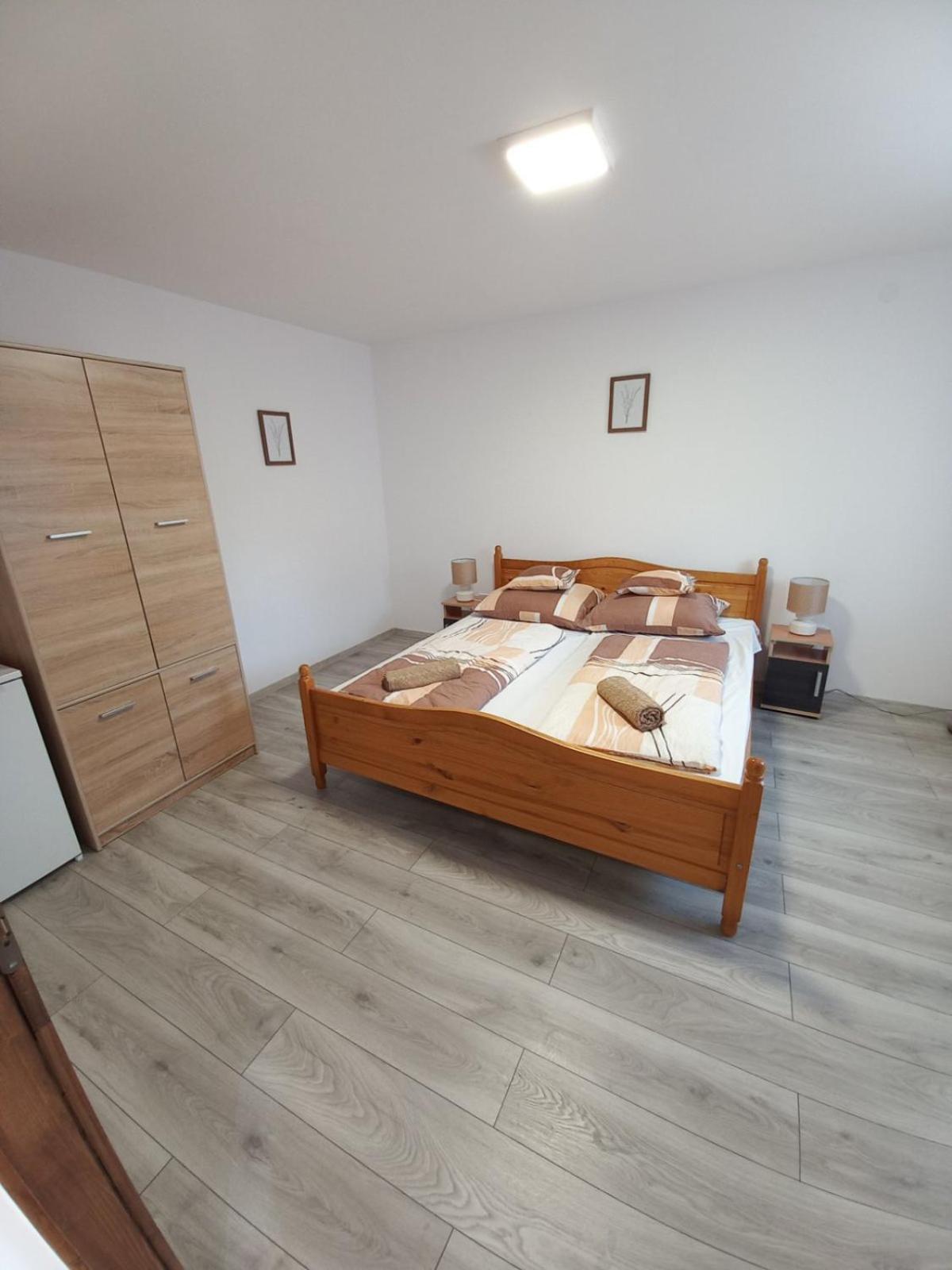 Oazis Apartman Sárospatak Eksteriør bilde