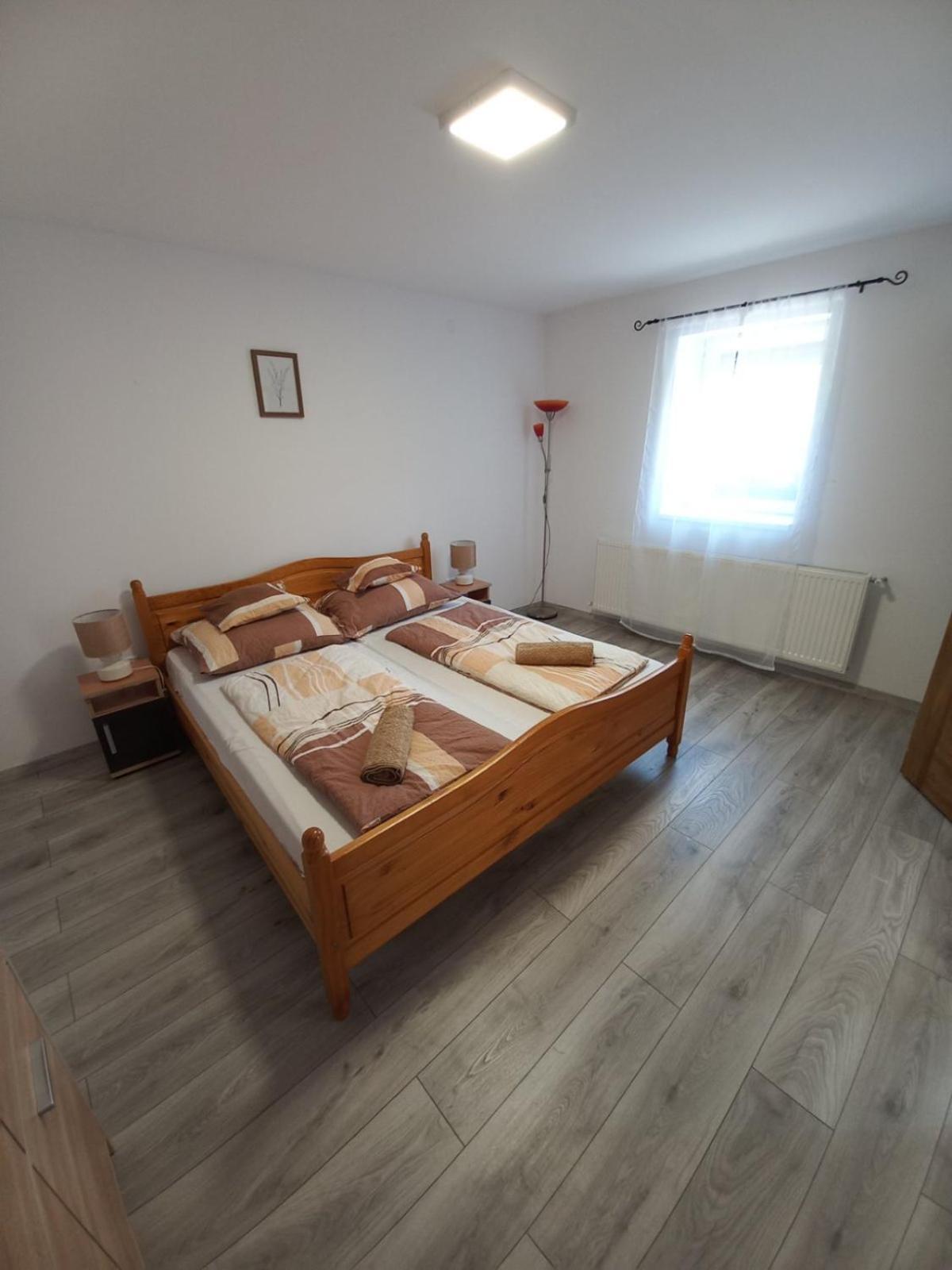 Oazis Apartman Sárospatak Eksteriør bilde